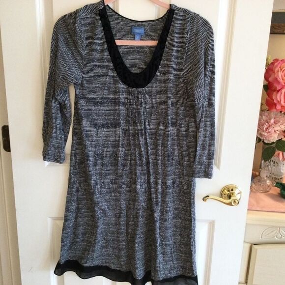 Vera Wang Women’s XS Oversized Black Tunic Top - Picture 2 of 8